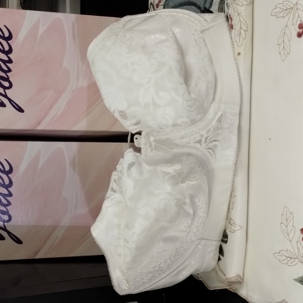 Jodee mastectomy bra size 32C